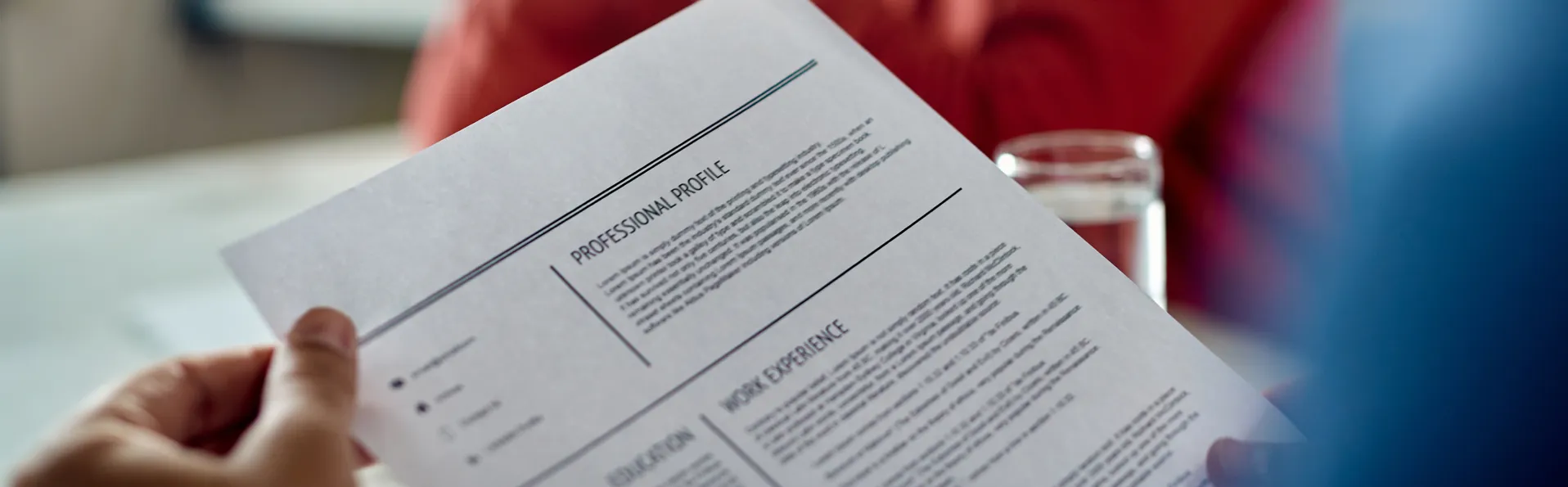 Cómo crear un buen Currículum si eres jornalero. ¡Evita estos errores comunes!