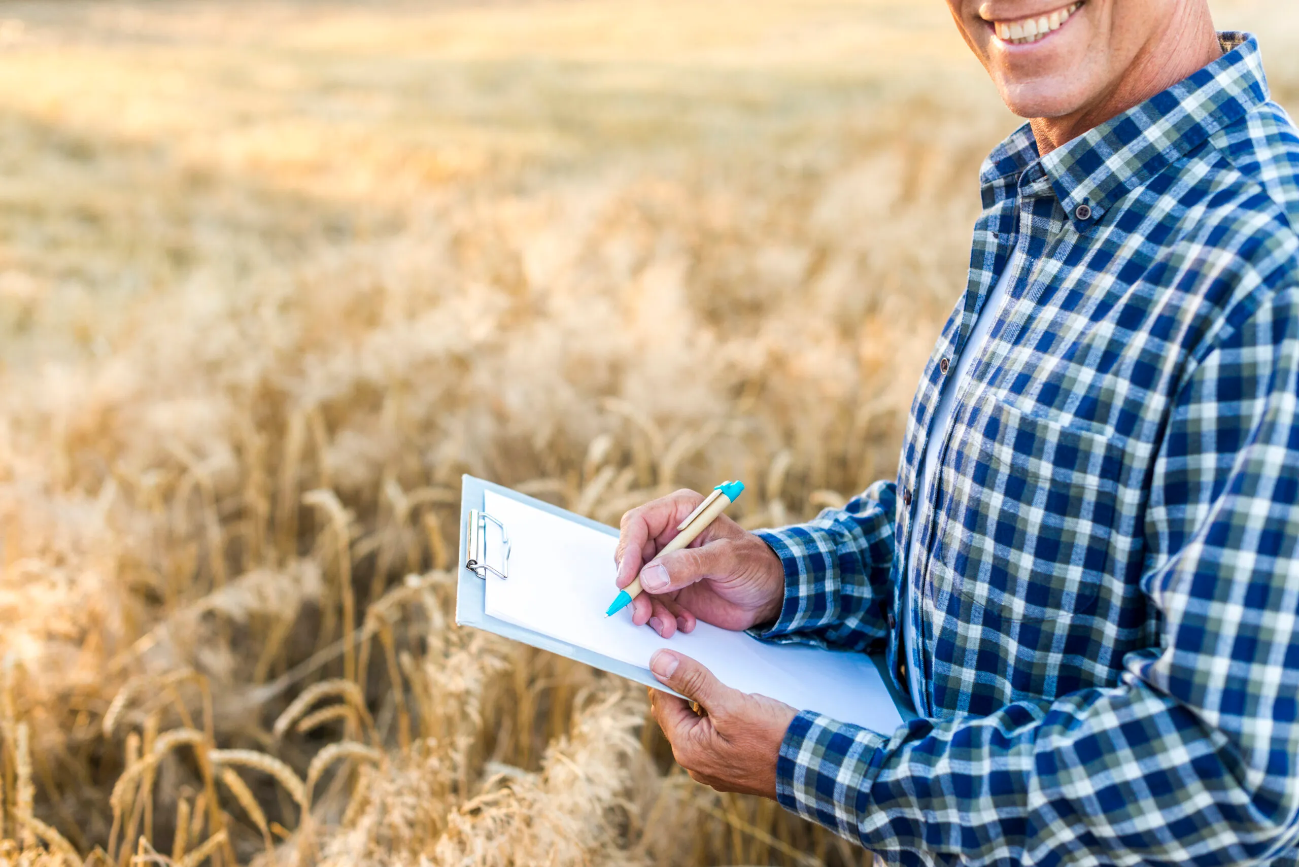 Control horario en el campo: qué dice la ley y cómo aplicarlo fácilmente